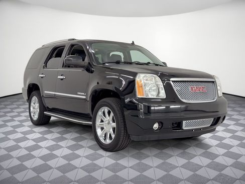 Used 2013 GMC Yukon Denali AWD/4WD image 7