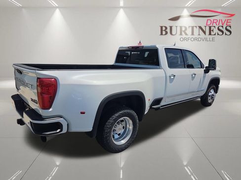 Certified 2024 Chevrolet Silverado 3500 High Country w/ High Country Premium Package AWD/4WD image 8