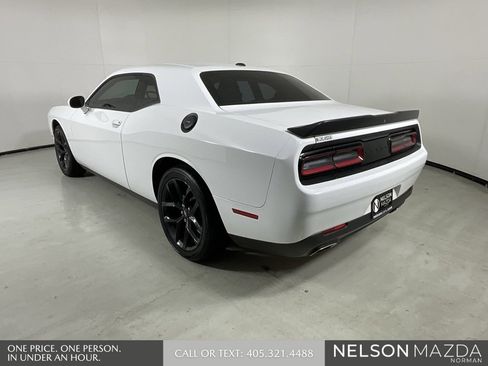 Used 2021 Dodge Challenger SXT w/ Blacktop Package image 6