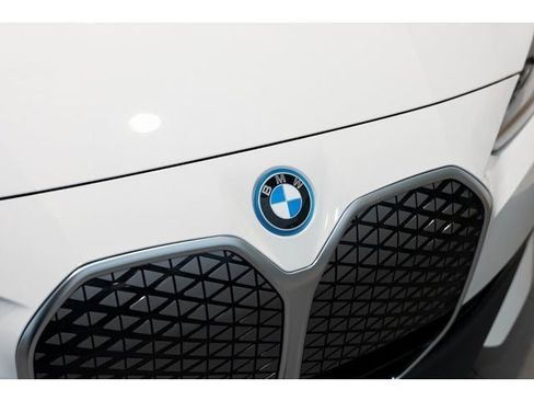 Used 2025 BMW i4 xDrive40i w/ Premium Package image 47