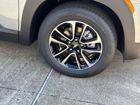 New 2026 Chevrolet TrailBlazer LT FWD image 8