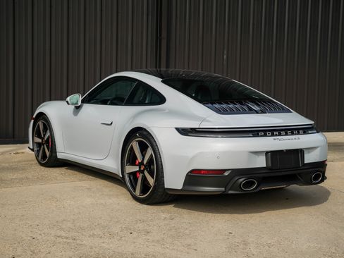 New 2026 Porsche 911 Carrera 4S image 3