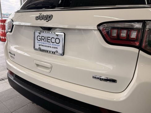 Certified 2020 Jeep Compass Latitude w/ Popular Equipment Group image 9