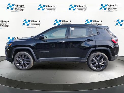 New 2026 Jeep Compass Limited w/ Sun, Sound & Navigation Group AWD/4WD image 2