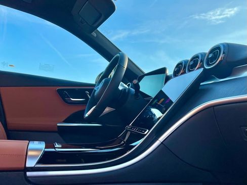 Used 2026 Mercedes-Benz C 300 4MATIC Sedan image 12