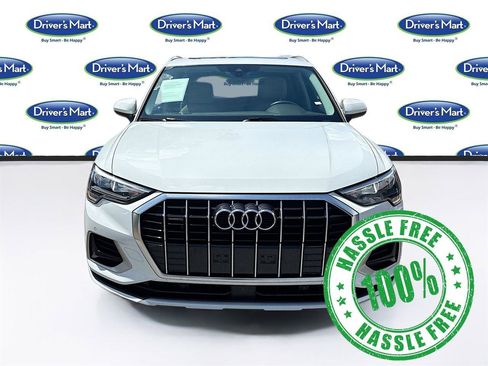 Used 2019 Audi Q3 2.0T Premium w/ Convenience Package AWD/4WD image 2