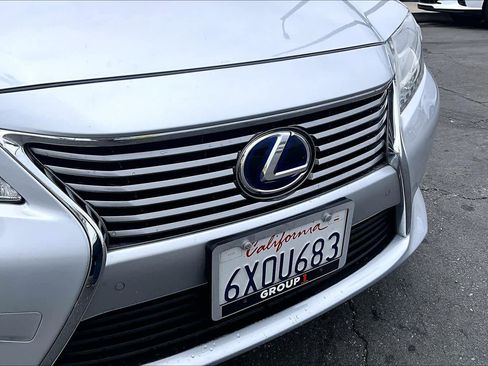 Used 2013 Lexus ES 300h image 29