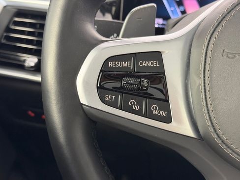 Used 2024 BMW X5 sDrive40i w/ M Sport Package RWD image 16