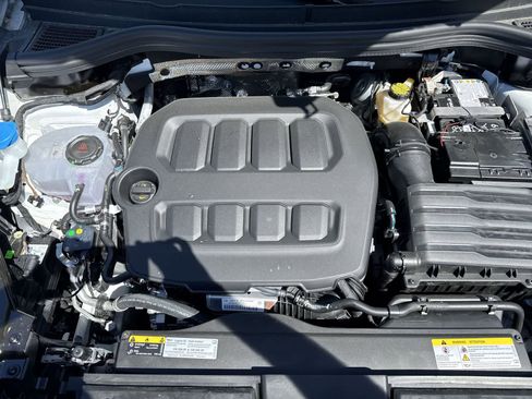 New 2026 Volkswagen Tiguan SEL R-Line AWD/4WD image 13