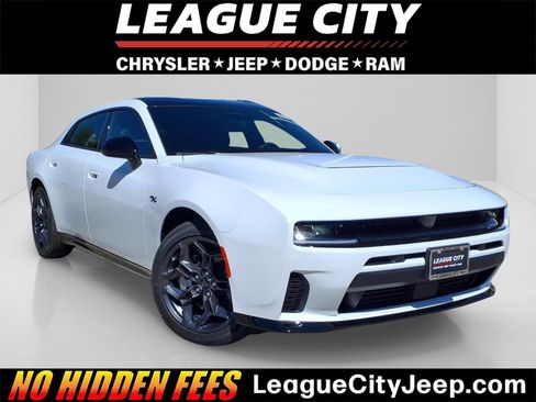 New 2026 Dodge Charger R/T w/ Blacktop Package AWD/4WD image 1