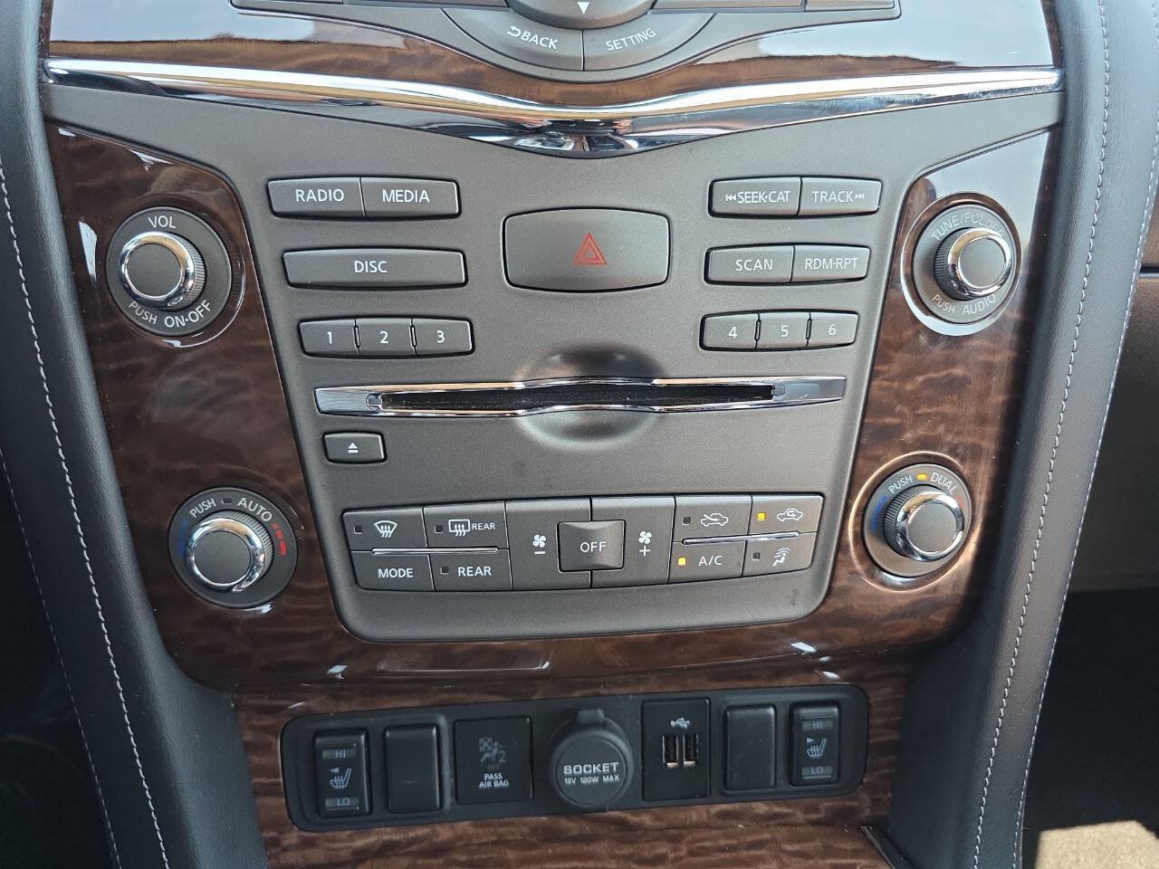 Used 2020 Nissan Armada SL w/ Premium Package AWD/4WD image 18