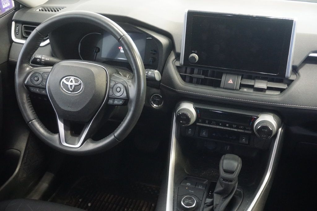 Used 2023 Toyota RAV4 XLE w/ Convenience Package AWD/4WD image 28