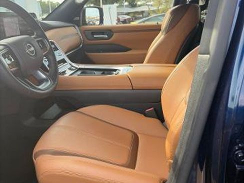 Certified 2025 Nissan Armada SL w/ Captain's Chari Seat Package AWD/4WD image 21