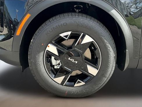 New 2026 Kia Sportage LX AWD/4WD image 13