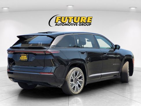 New 2025 Jeep Wagoneer S Limited image 5