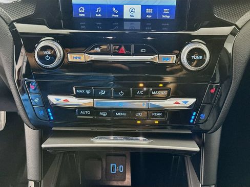 Used 2022 Ford Explorer ST w/ Equipment Group 401A AWD/4WD image 16