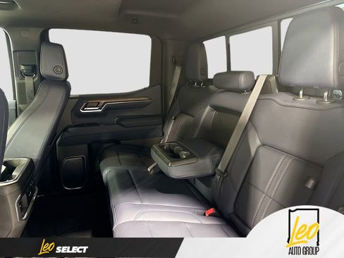 Used 2024 Chevrolet Silverado 1500 High Country w/ High Country Premium Package AWD/4WD image 26