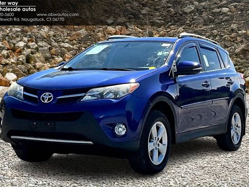 Used 2014 Toyota RAV4 XLE image 1