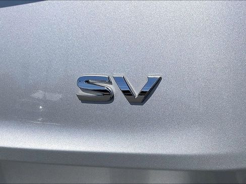 Used 2023 Nissan Rogue SV FWD image 8