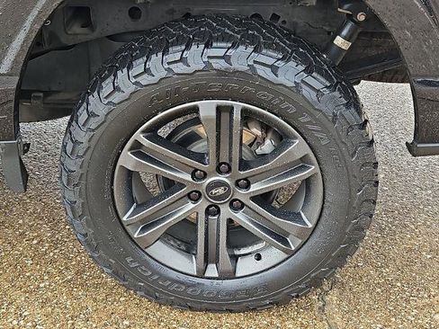 Used 2021 Ford F150 Lariat image 30