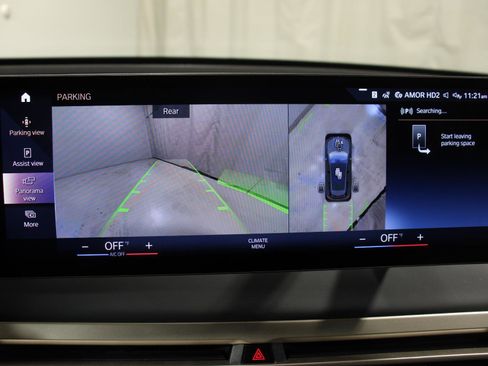 Used 2022 BMW iX xDrive50 w/ Premium Package image 11