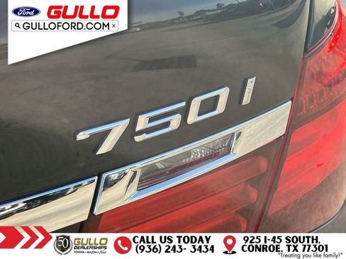 Used 2014 BMW 750i RWD image 32