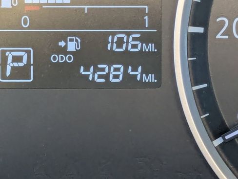 Used 2025 Nissan Kicks Play S image 25