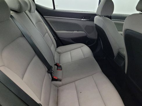 Used 2018 Hyundai Elantra SEL FWD image 19