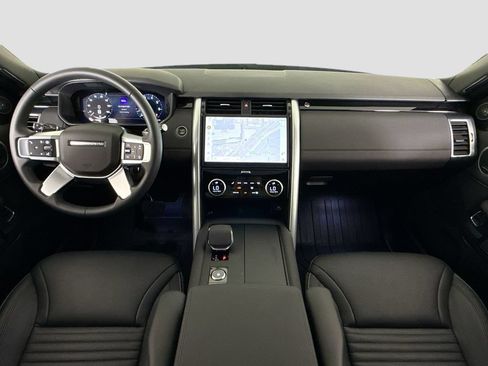 Used 2025 Land Rover Discovery S AWD/4WD image 9