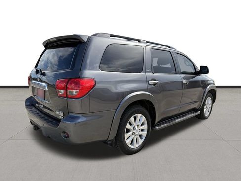 Used 2014 Toyota Sequoia Platinum AWD/4WD image 5