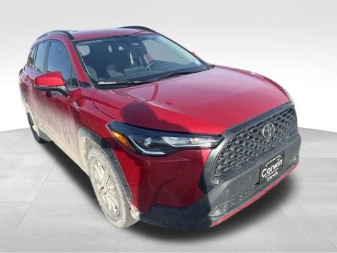 Used 2023 Toyota Corolla Cross LE image 6