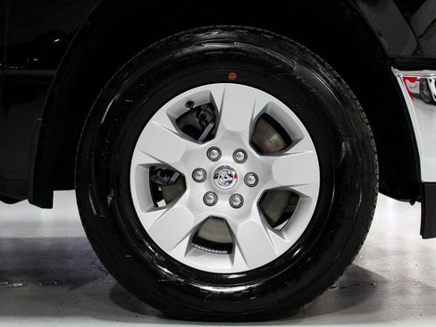 Used 2024 RAM 1500 Big Horn image 38