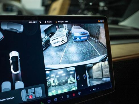 Used 2018 Tesla Model 3 Long Range image 18