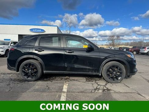 Used 2024 Honda HR-V Sport image 1