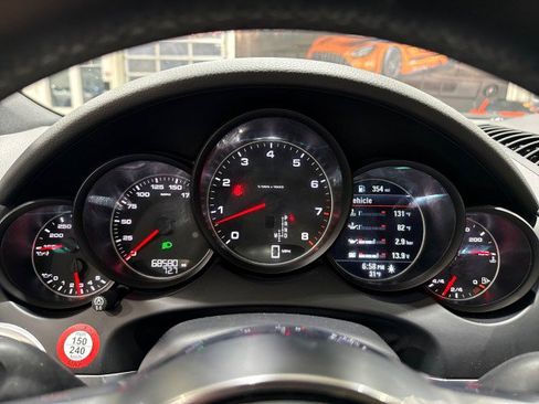 Used 2016 Porsche Cayenne image 74