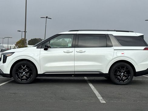 New 2026 Kia Carnival SX Prestige image 7