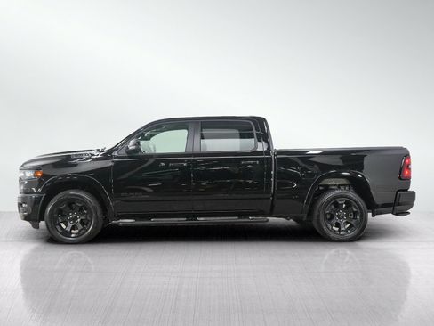 Used 2025 RAM 1500 Big Horn AWD/4WD image 2