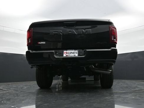 New 2026 RAM 2500 Big Horn AWD/4WD image 58
