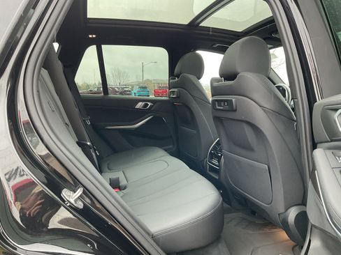 Used 2019 BMW X5 xDrive40i w/ Convenience Package AWD/4WD image 17