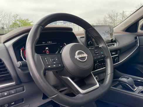 Used 2023 Nissan Rogue Platinum w/ Platinum Premium Package AWD/4WD image 17