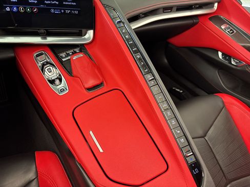 Used 2021 Chevrolet Corvette Stingray Preferred Cpe w/ Z51 Performance Package image 16