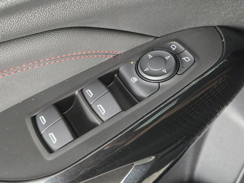 New 2026 Chevrolet Trax RS w/ Driver Confidence Package FWD image 25