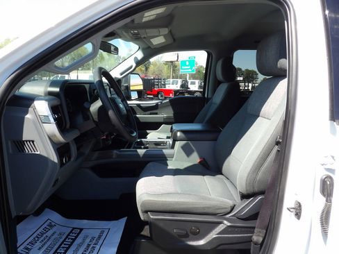 Used 2024 Ford F250 XLT w/ FX4 Off-Road Package AWD/4WD image 17