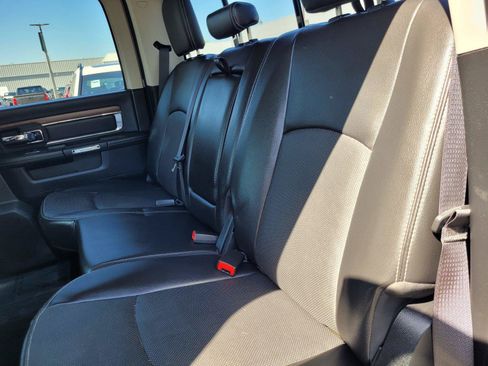 Used 2015 RAM 1500 Laramie w/ Convenience Group AWD/4WD image 16