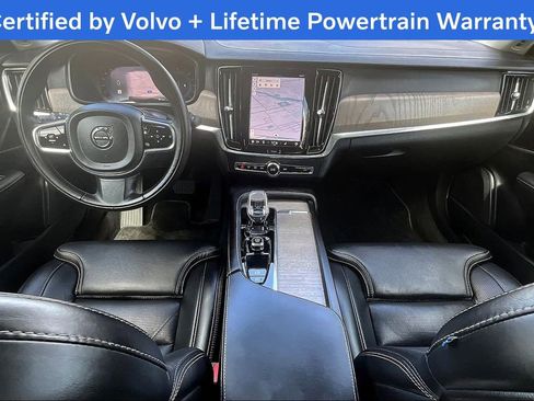 Used 2022 Volvo S90 B6 Inscription w/ Advanced Package image 19