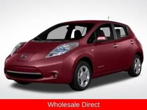 Used 2014 Nissan Leaf SV w/ LED & Quick Charge Package FWD image 1