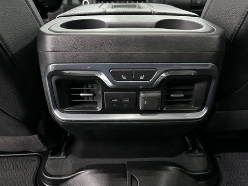 Used 2021 GMC Sierra 2500 Denali w/ Denali Black Diamond Edition AWD/4WD image 30
