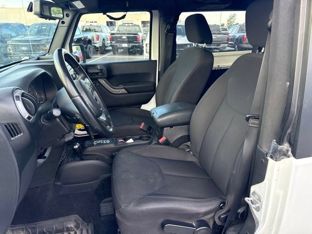 Used 2015 Jeep Wrangler Sport AWD/4WD image 10