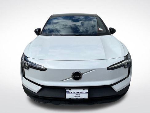 New 2026 Volvo EX30 Plus w/ Protection Package Premier image 8