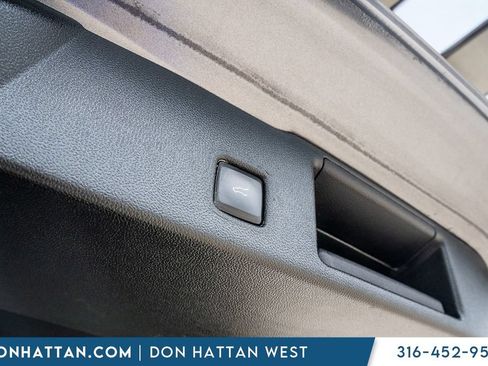 Used 2023 Ford Escape Platinum AWD/4WD image 34